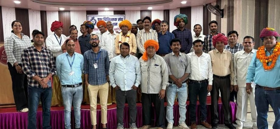 KOTPUTLI-BEHROR: डा.सतपाल अध्यक्ष व डा.पुष्पेंद्र महासचिव बने KOTPUTLI-BEHROR: डा.सतपाल अध्यक्ष व डा.पुष्पेंद्र महासचिव बने