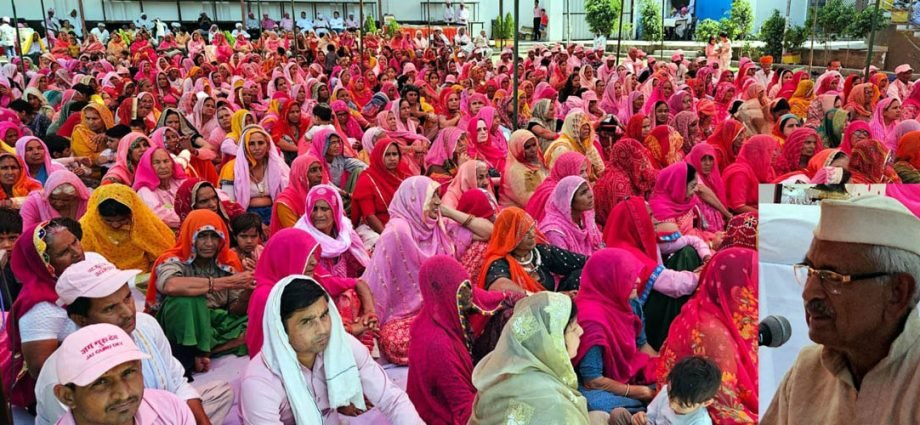 KOTPUTLI-BEHROR: शाकाहारी सदाचारी सतयुग प्रचार यात्रा का आयोजन KOTPUTLI-BEHROR: शाकाहारी सदाचारी सतयुग प्रचार यात्रा का आयोजन