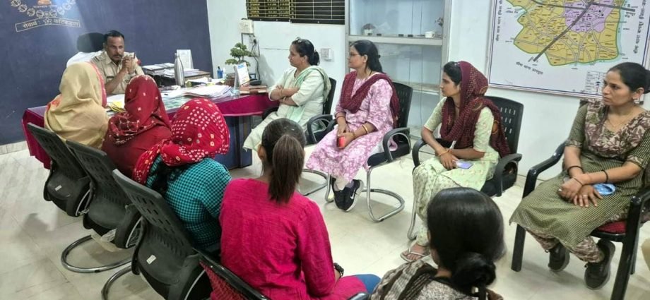 KOTPUTLI-BEHROR: महिला सुरक्षा को लेकर जागरुकता बढ़ाने की पहल KOTPUTLI-BEHROR: महिला सुरक्षा को लेकर जागरुकता बढ़ाने की पहल