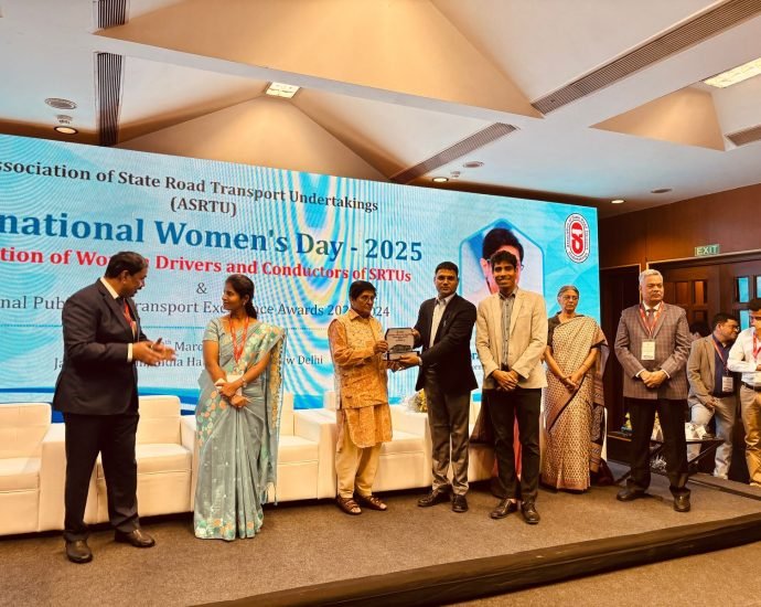 JAIPUR: राजस्थान रोडवेज ने साबित की अपनी उत्कृष्टता JAIPUR: राजस्थान रोडवेज ने साबित की अपनी उत्कृष्टता