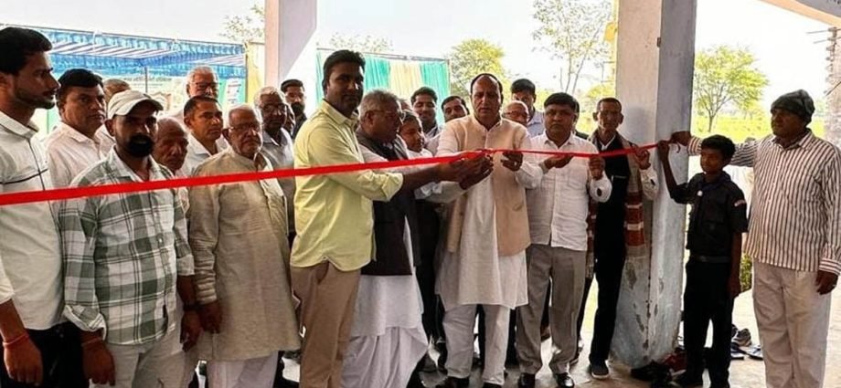 KOTPUTLI-BEHROR: बसई में निशुल्क नेत्र जांच शिविर आयोजित KOTPUTLI-BEHROR: बसई में निशुल्क नेत्र जांच शिविर आयोजित