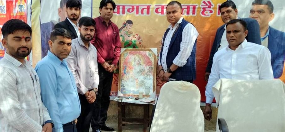 KOTPUTLI-BEHROR: विदाई समारोह, होनहार छात्रों का सम्मान KOTPUTLI-BEHROR: विदाई समारोह, होनहार छात्रों का सम्मान