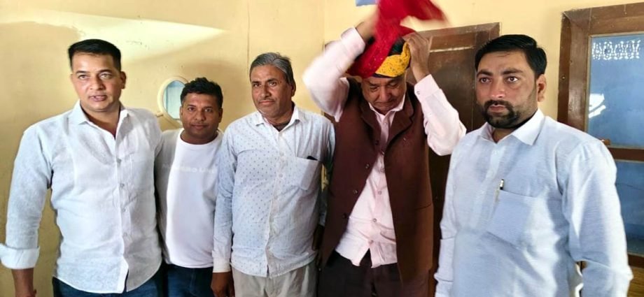 KOTPUTLI-BEHROR: राज्य मंत्री प्रेम सिंह बाजौर का स्वागत KOTPUTLI-BEHROR: राज्य मंत्री प्रेम सिंह बाजौर का स्वागत