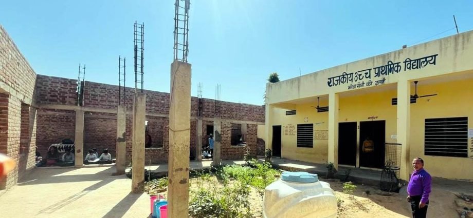 KOTPUTLI-BEHROR: अधूरा भवन, अधूरी उम्मीदें: छात्र हितों की अनदेखी