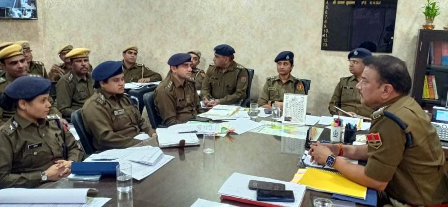 KOTPUTLI-BEHROR: अपराधियों पर करें सख्त कार्रवाई: एसपी दुष्यंत KOTPUTLI-BEHROR: अपराधियों पर करें सख्त कार्रवाई: एसपी दुष्यंत