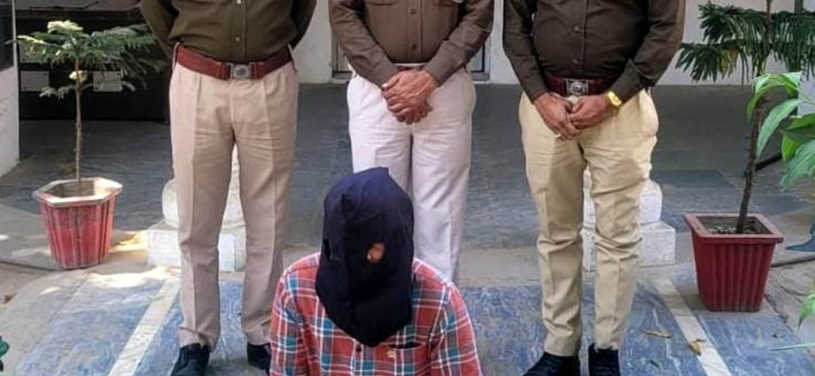 KOTPUTLI-BEHROR: चाकूबाजी में घायल व्यक्ति की मौत, आरोपी गिरफ्तार KOTPUTLI-BEHROR: चाकूबाजी में घायल व्यक्ति की मौत, आरोपी गिरफ्तार