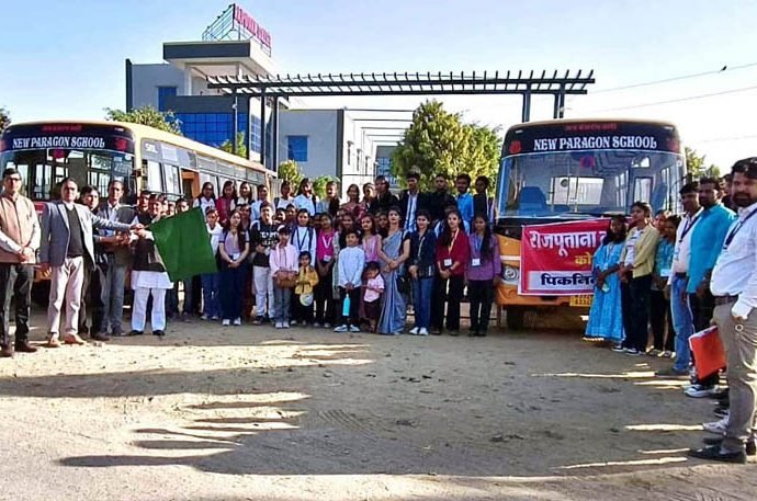 KOTPUTLI-BEHROR: छात्रों ने किया जूलॉजिकल पार्क का शैक्षिक सफर KOTPUTLI-BEHROR: छात्रों ने किया जूलॉजिकल पार्क का शैक्षिक सफर