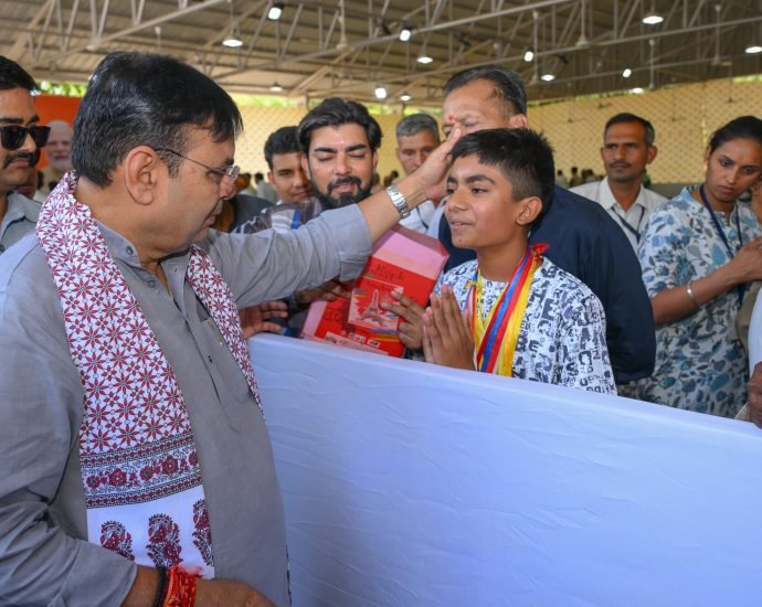 JAIPUR: मुख्यमंत्री निवास पर नियमित जनसुनवाई JAIPUR: मुख्यमंत्री निवास पर नियमित जनसुनवाई