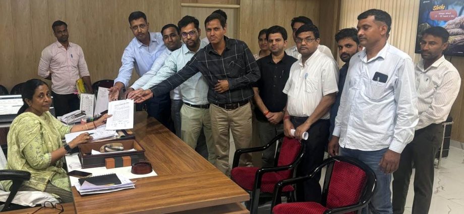 KOTPUTLII-BEHROR: मेले में राजस्व कर्मियों से मारपीट का मामला गरमाया