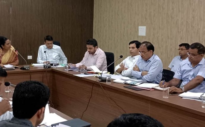 KOTPUTLI-BEHROR: जिम्मेदारी से करें दायित्वों का निर्वहन: कलेक्टर KOTPUTLI-BEHROR: जिम्मेदारी से करें दायित्वों का निर्वहन: कलेक्टर