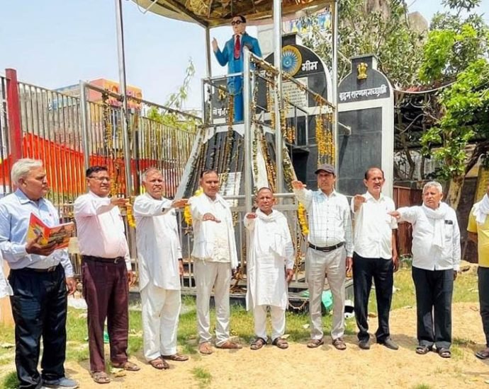 KOTPUTLI-BEHROR: शिक्षक संघ के चुनाव, निर्विरोध बने पदाधिकारी KOTPUTLI-BEHROR: शिक्षक संघ के चुनाव, निर्विरोध बने पदाधिकारी