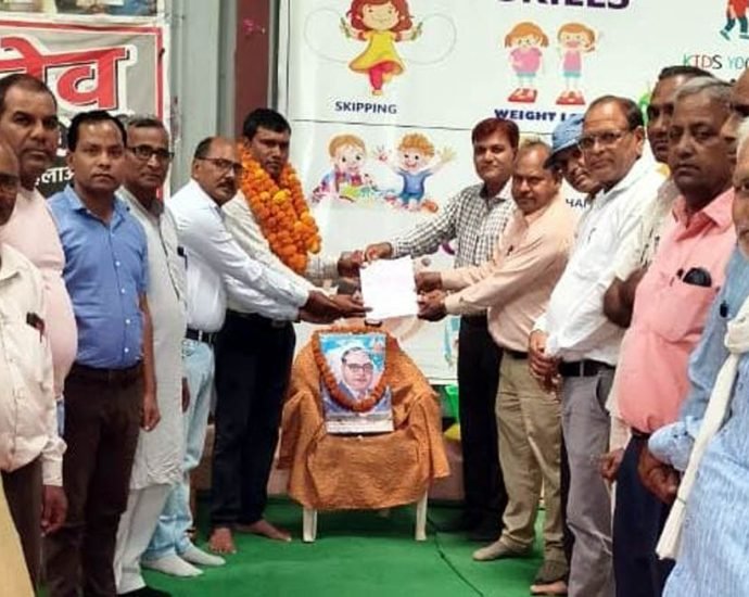 KOTPUTLI-BEHROR: सुबेसिंह सामरिया बने शिक्षक संघ के अध्यक्ष KOTPUTLI-BEHROR: सुबेसिंह सामरिया बने शिक्षक संघ के अध्यक्ष