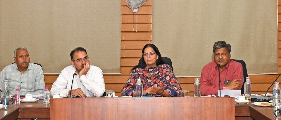 JAIPUR: नवीन आवासीय योजनाओं को लेकर मण्डल में तैयारियाँ तेज JAIPUR: नवीन आवासीय योजनाओं को लेकर मण्डल में तैयारियाँ तेज