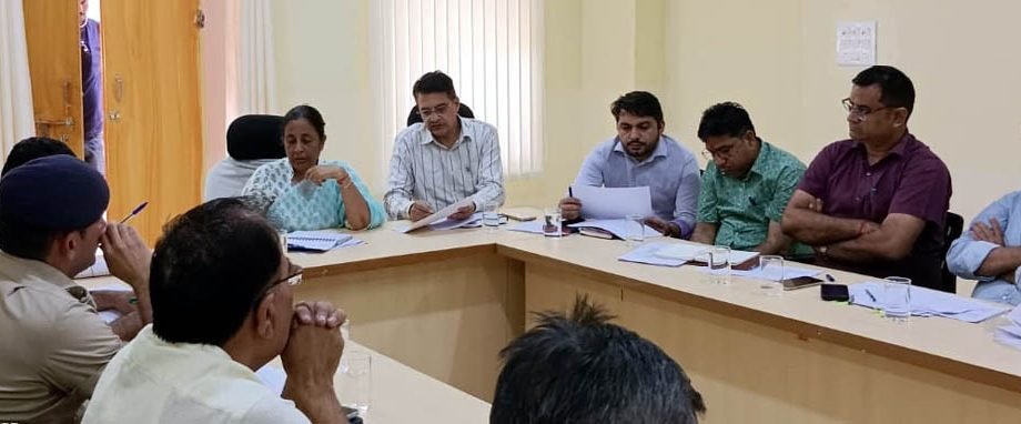 KOTPUTLI-BEHROR: यातायात नियमों के बारे में आमजन को जागरुक करें: डीएम KOTPUTLI-BEHROR: यातायात नियमों के बारे में आमजन को जागरुक करें: डीएम