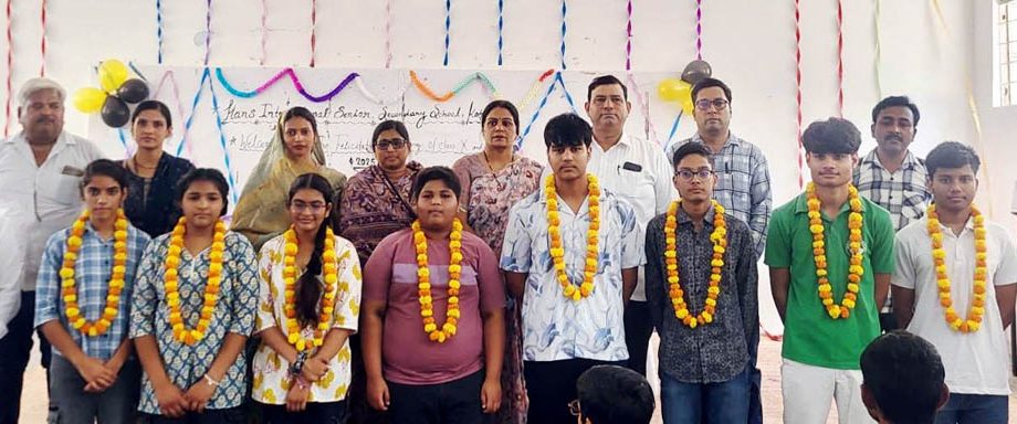 KOTPUTLI-BEHROR: हंस इंटरनेशनल स्कूल में मेधावी छात्रों का सम्मान