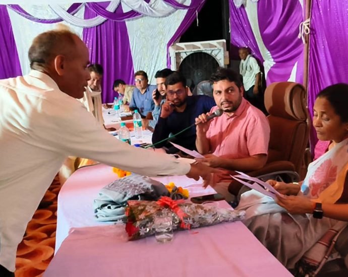 KOTPUTLI-BEHROR: कलेक्टर ने सुनी जनसमस्याएं, दिए समाधान के निर्देश KOTPUTLI-BEHROR: कलेक्टर ने सुनी जनसमस्याएं, दिए समाधान के निर्देश