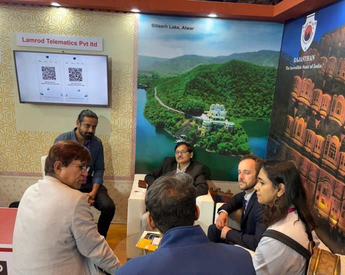 JAIPUR: मुंबई में वेव्स इंडिया समिट में राजस्थान के स्टार्टअप्स बिखेर रहे हैं चमक JAIPUR: मुंबई में वेव्स इंडिया समिट में राजस्थान के स्टार्टअप्स बिखेर रहे हैं चमक