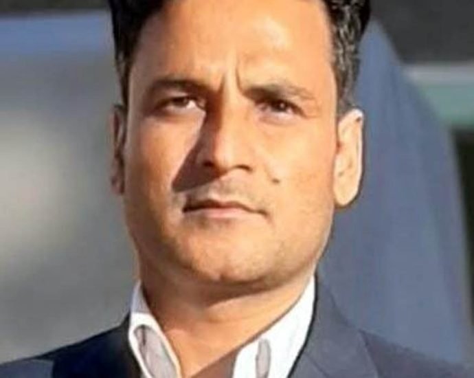 KOTPUTLI-BEHROR: रजनीश गुर्जर का सहायक आचार्य पद पर चयन KOTPUTLI-BEHROR: रजनीश गुर्जर का सहायक आचार्य पद पर चयन