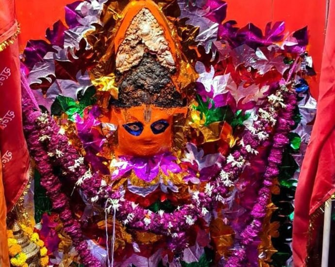 KOTPUTLI-BEHROR: हनुमानजी के वार शनिवार को मंदिर में चोरी KOTPUTLI-BEHROR: हनुमानजी के वार शनिवार को मंदिर में चोरी