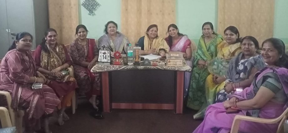 KOTPUTLI-BEHROR: ग्रीष्मकालीन हॉबी क्लासेज लगाने का निर्णय KOTPUTLI-BEHROR: ग्रीष्मकालीन हॉबी क्लासेज लगाने का निर्णय