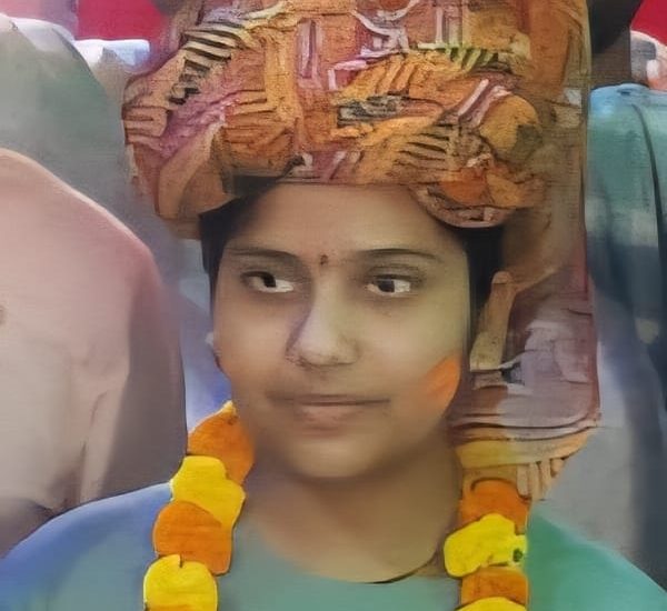 KOTPUTLI-BEHROR: अन्नू का 99.20 प्रतिशत अंकों के साथ जिले में पहला स्थान