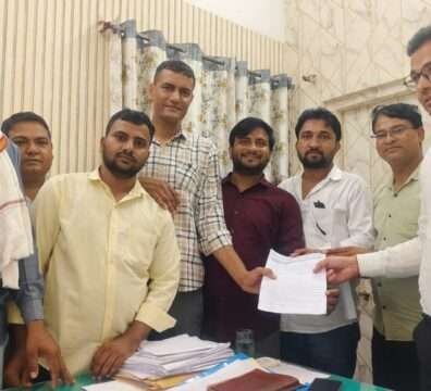 विद्युत तकनीकी कर्मचारियों ने मांगों को लेकर सौंपा ज्ञापन