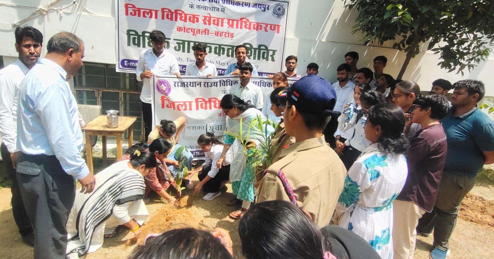 कोटपूतली के हंस लॉ कॉलेज में डीएलएसए के संयुक्त तत्वावधान में हुआ पौधारोपण