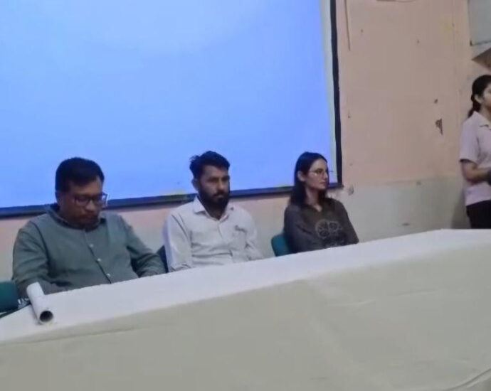याद किए गए मिसाइल मैन डॉ. कलाम, युवाओं ने लिया सशक्त भारत निर्माण का संकल्प