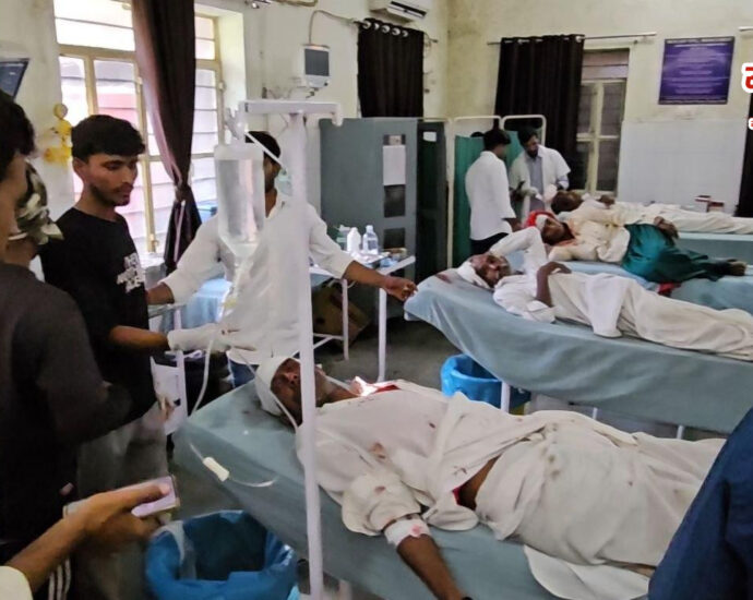 सरपंच चुनाव के बाद खूनी संघर्ष, 15 से अधिक घायल